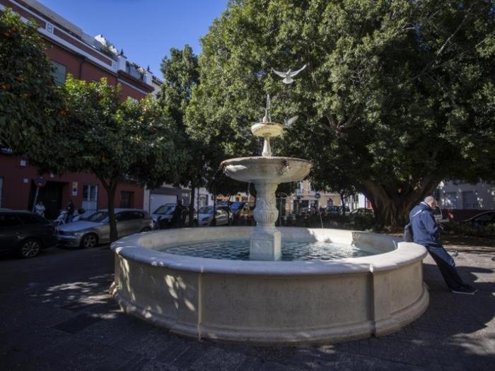 San Leandro De Oasis En El Centro * Séville